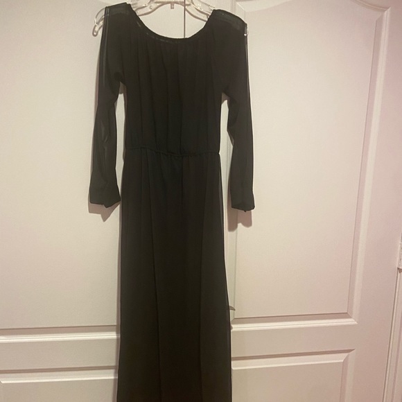 Long black dress perfect for costume NWT - Picture 1 of 10